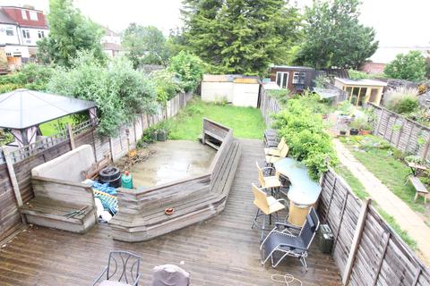 23 Charminster Road, Worcester Park, KT4 8PS