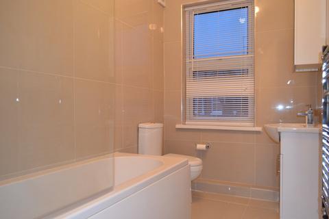 3 bedroom flat to rent, Marlborough Road, Wood Green