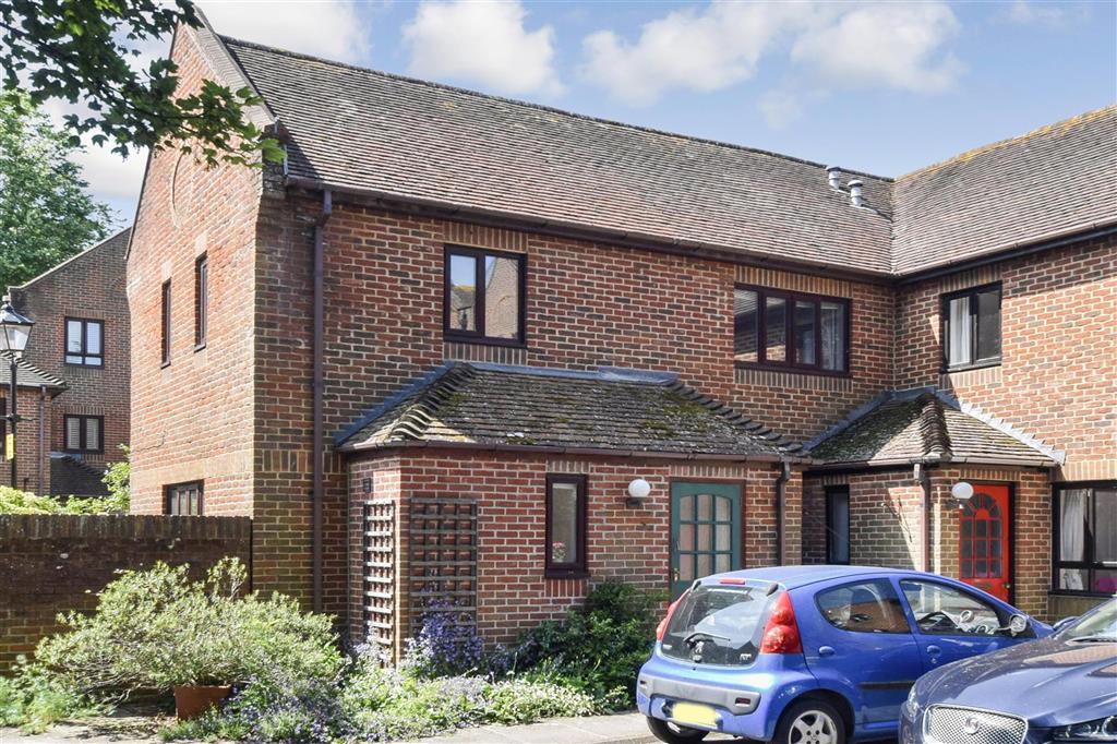 The Parchment, Havant, Hampshire 3 bed end of terrace house £350,000