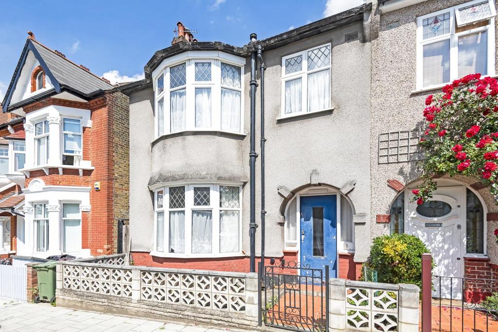 Tulsemere Road, West Dulwich 3 bed semidetached house £750,000