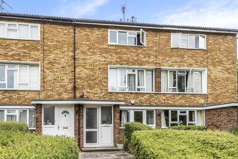 34b Adelaide Road, Surbiton, KT6 4SS