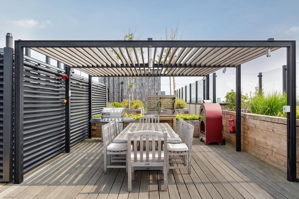 Terrace-9-min.jpg