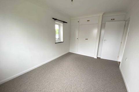 2 bedroom flat to rent, Coppins Court, Felpham