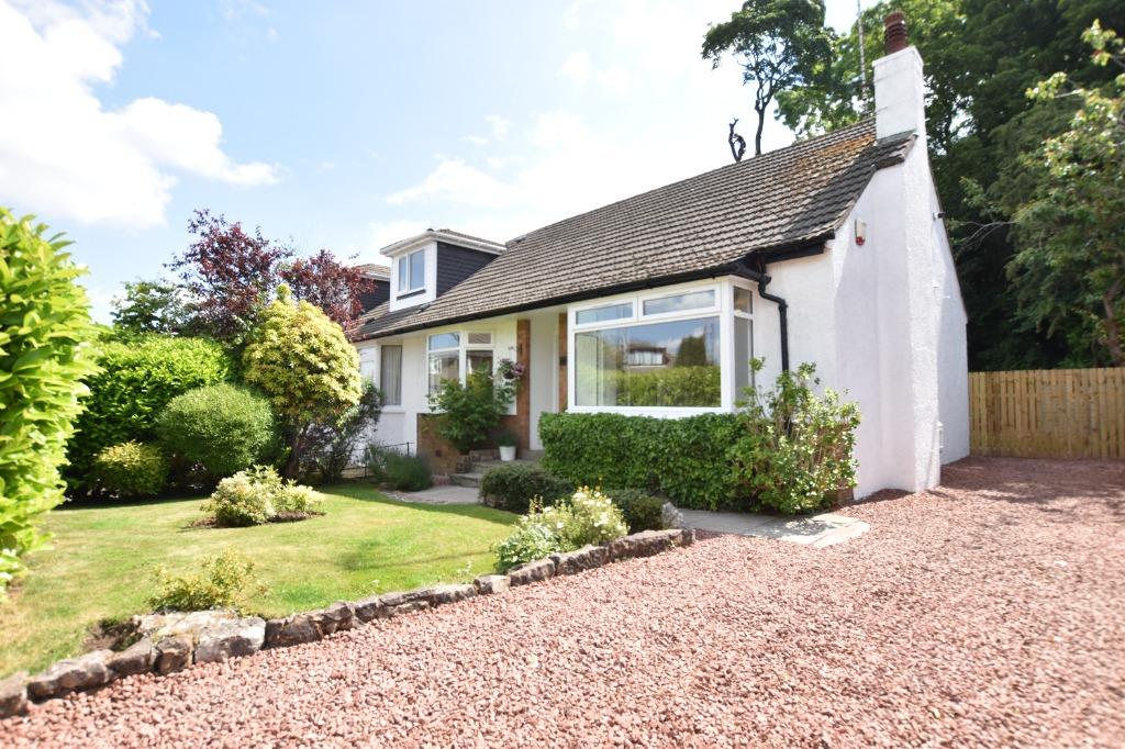 Fraser Avenue, Newton Mearns... 2 bed semidetached bungalow £220,000