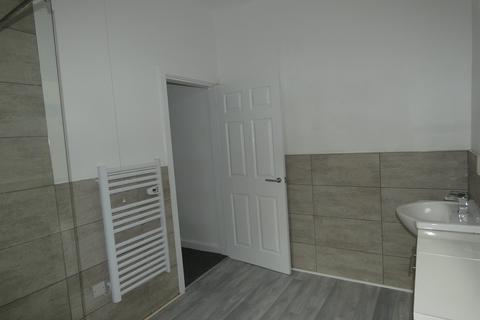 2 bedroom property to rent, South King Street Flat 2