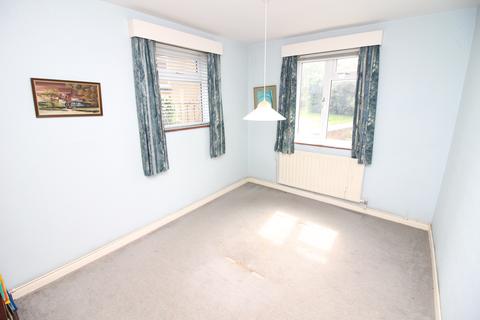 23 Wolsey Close, Worcester Park, KT4 7EF