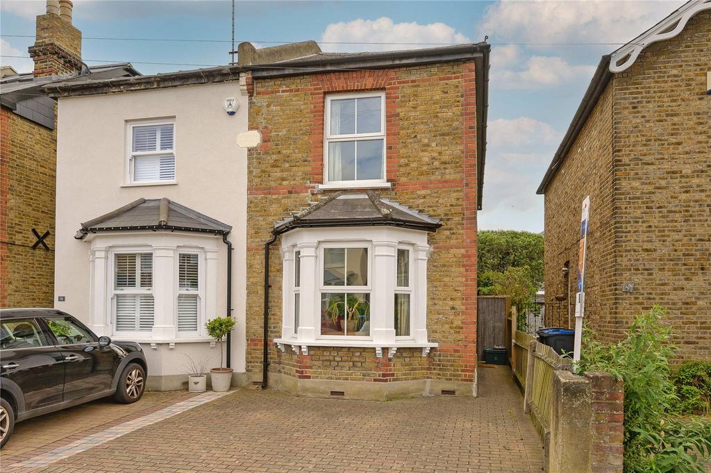 East Road, Kingston upon Thames, KT2 3 bed semidetached house £725,000