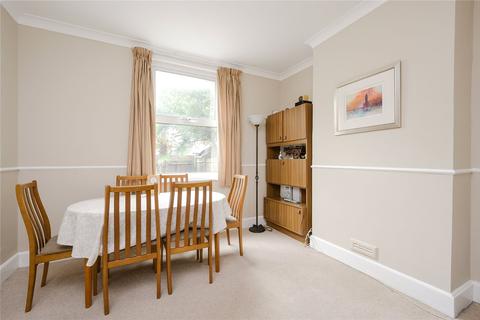 16 East Road, Kingston Upon Thames, KT2 6EL