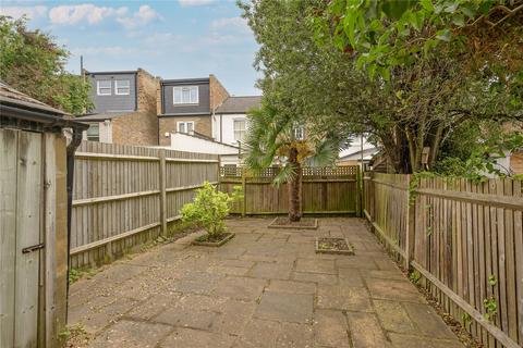 16 East Road, Kingston Upon Thames, KT2 6EL