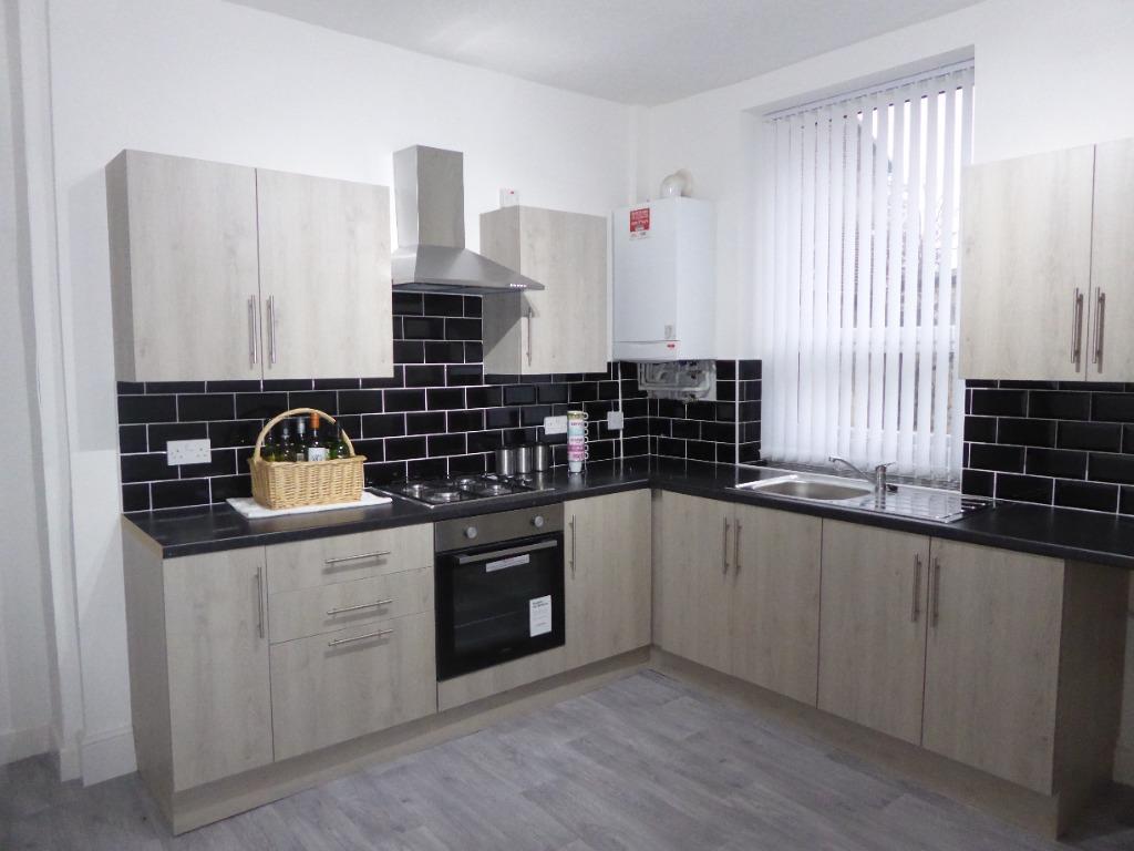 Carter Street, Burnley, BB12 2 bed terraced house £525 pcm (£121 pw)