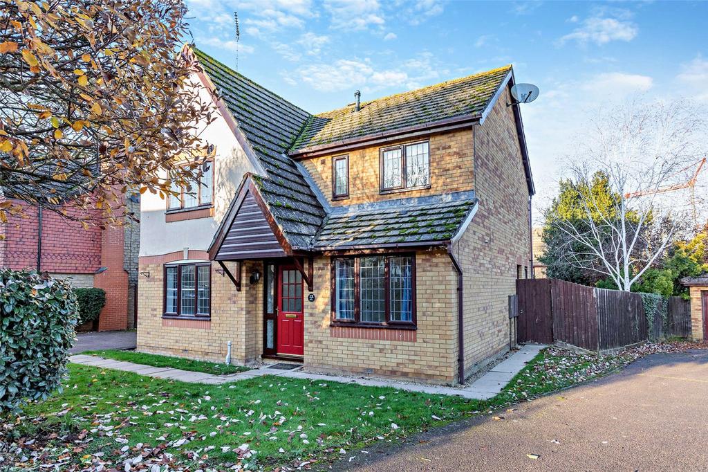 b Close, Oundle, Peterborough, PE8 4 bed detached house to rent £