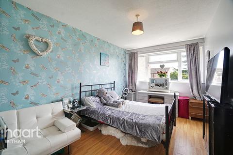 63 Allectus Way, Witham, CM8 1NZ