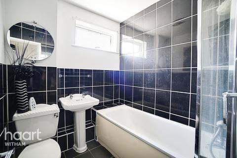 63 Allectus Way, Witham, CM8 1NZ