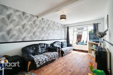63 Allectus Way, Witham, CM8 1NZ