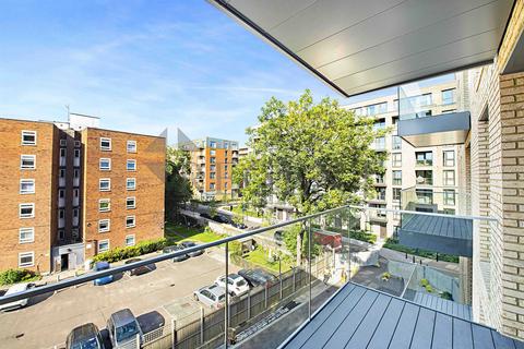 1 bedroom apartment to rent, Willowbrook House, Woodberry Down, N4