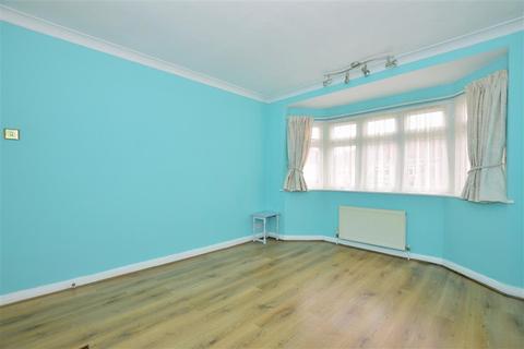 3 Carruthers Close, Wickford, SS11 7EZ
