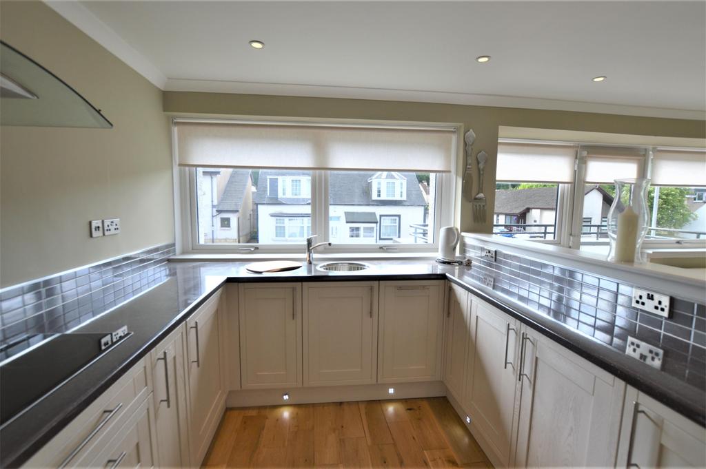 10 Marine Court, Inverkip, PA16 0EB 2 bed flat £114,000
