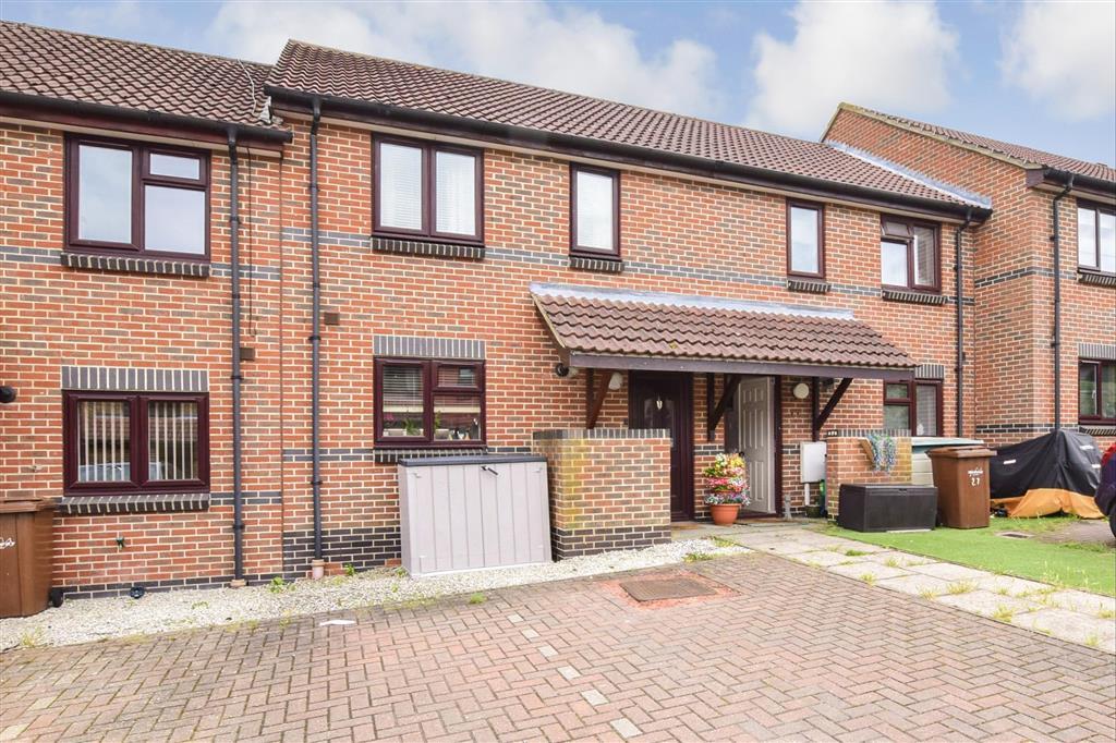 Peal Close, Hoo, Rochester, Kent 2 bed terraced house £260,000