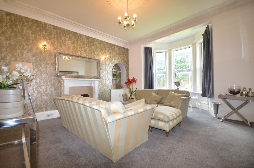 Prestwick Road, Ayr, South Ayrshire, KA8 8LB 2 bed apartment £110,000