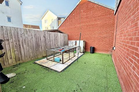 30 Vernon Crescent, Exeter, EX2 7GB