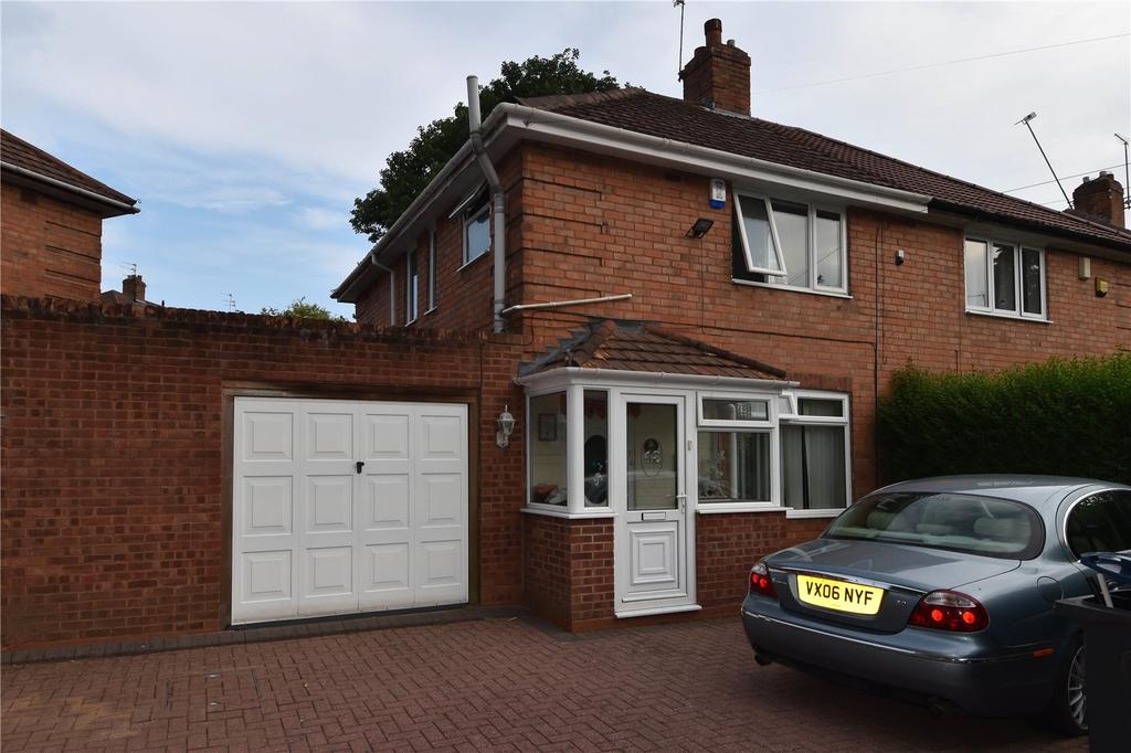 Harvington Road, Weoley Castle, Birmingham, B29 3 bed semidetached