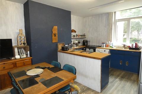 71 Crescent Road, Bolton, BL3 2JP