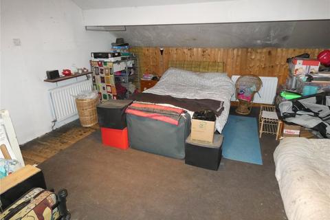 71 Crescent Road, Bolton, BL3 2JP
