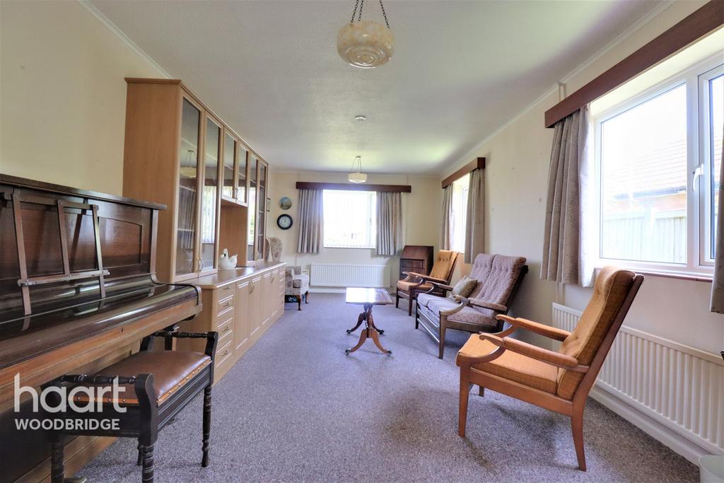 Southfield Drive, Leiston 2 bed bungalow £350,000