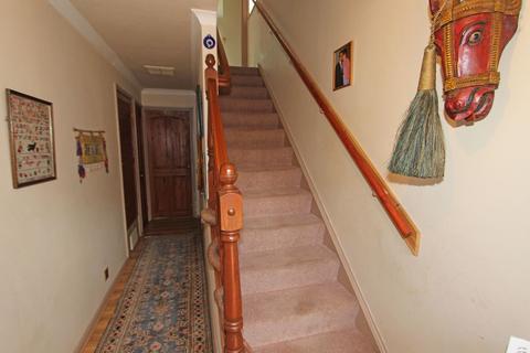 35 Alpine Way, Wolverhampton, WV3 9ED