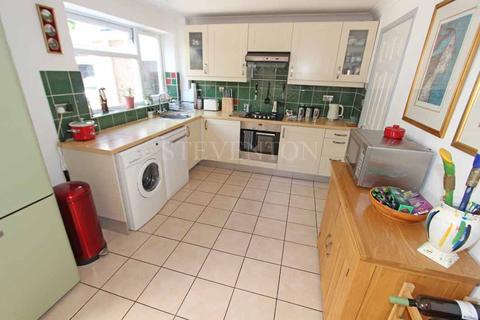 7 Alpine Way, Wolverhampton, WV3 9ED