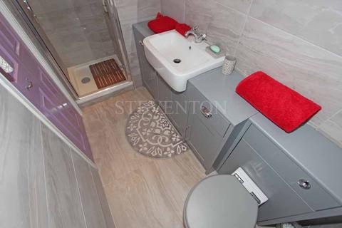 7 Alpine Way, Wolverhampton, WV3 9ED