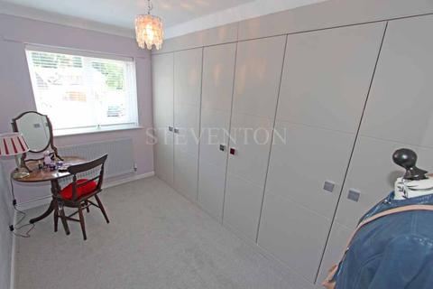 7 Alpine Way, Wolverhampton, WV3 9ED