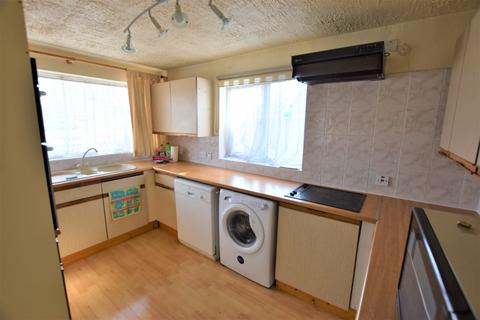 4 Larksfield, Swindon, SN3 5AD