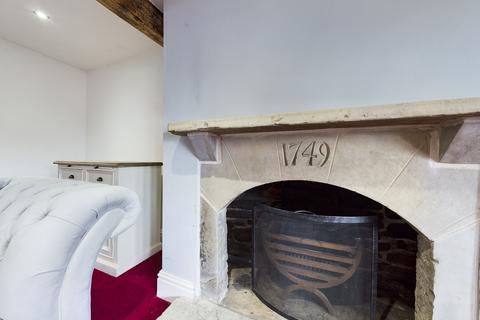 4 Doctor Lane, Scouthead, Oldham, OL4 4AB