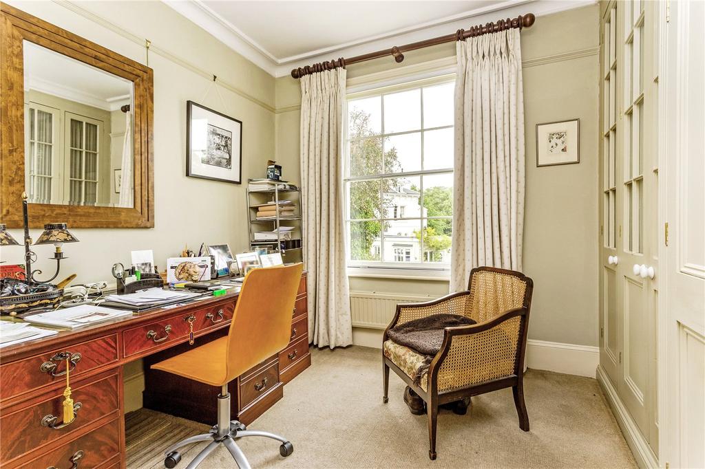 Bedroom 4/Study