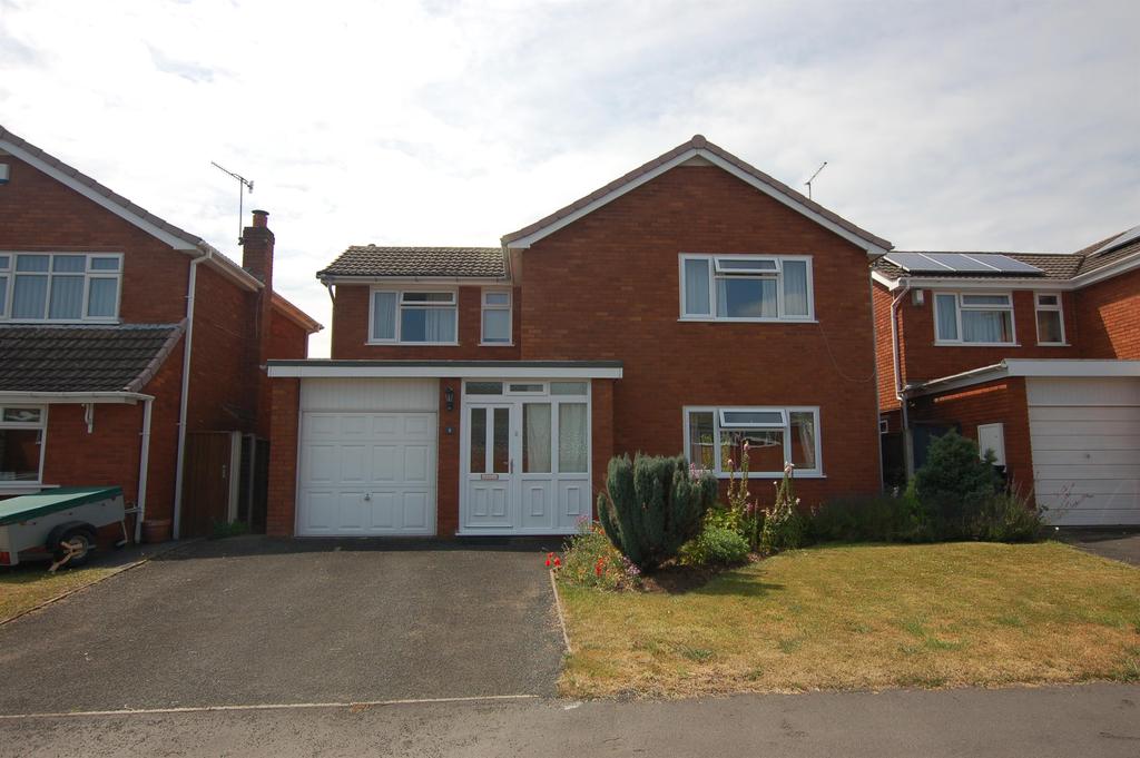 Mellowdew Road, Wordsley, DY8 5NQ 3 bed detached house £310,000
