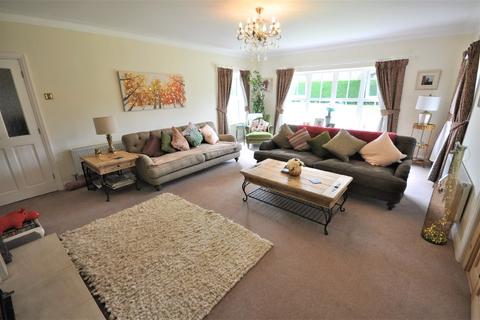 98 North Eastern Road, Thorne, Doncaster, DN8 4AS