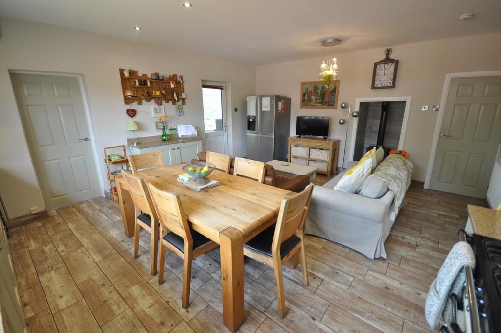 Living Kitchen Dining Room