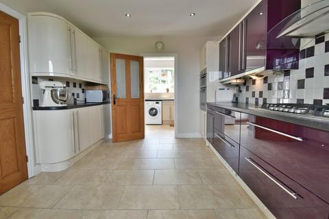 155 Ashby Road, Burton-on-trent, DE15 0LG