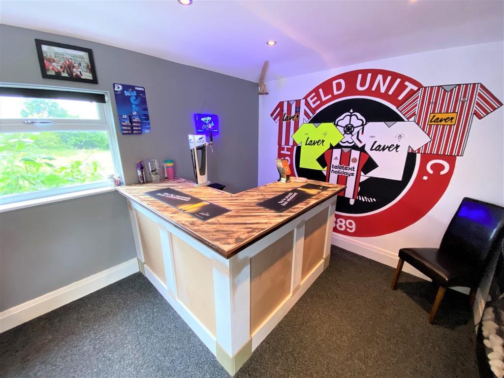 Rear Garden Bar