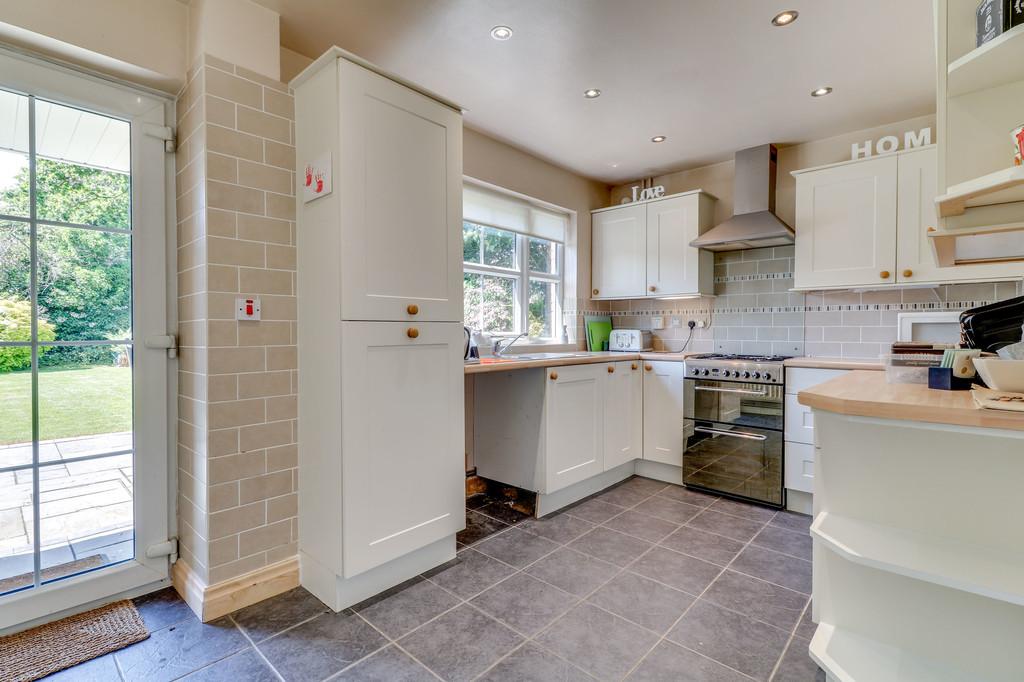 Maybridge Drive, Solihull 4 bed detached house £550,000