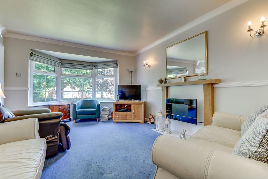 Maybridge Drive, Solihull 4 bed detached house £550,000