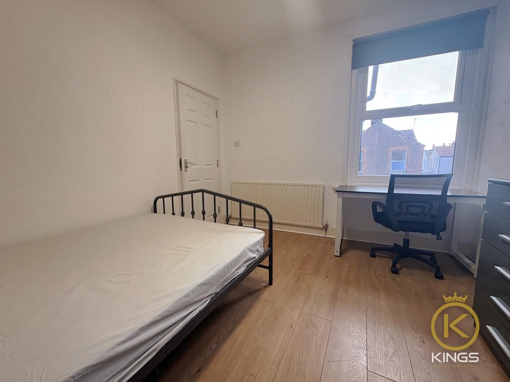 66 devonshire avenue (2)