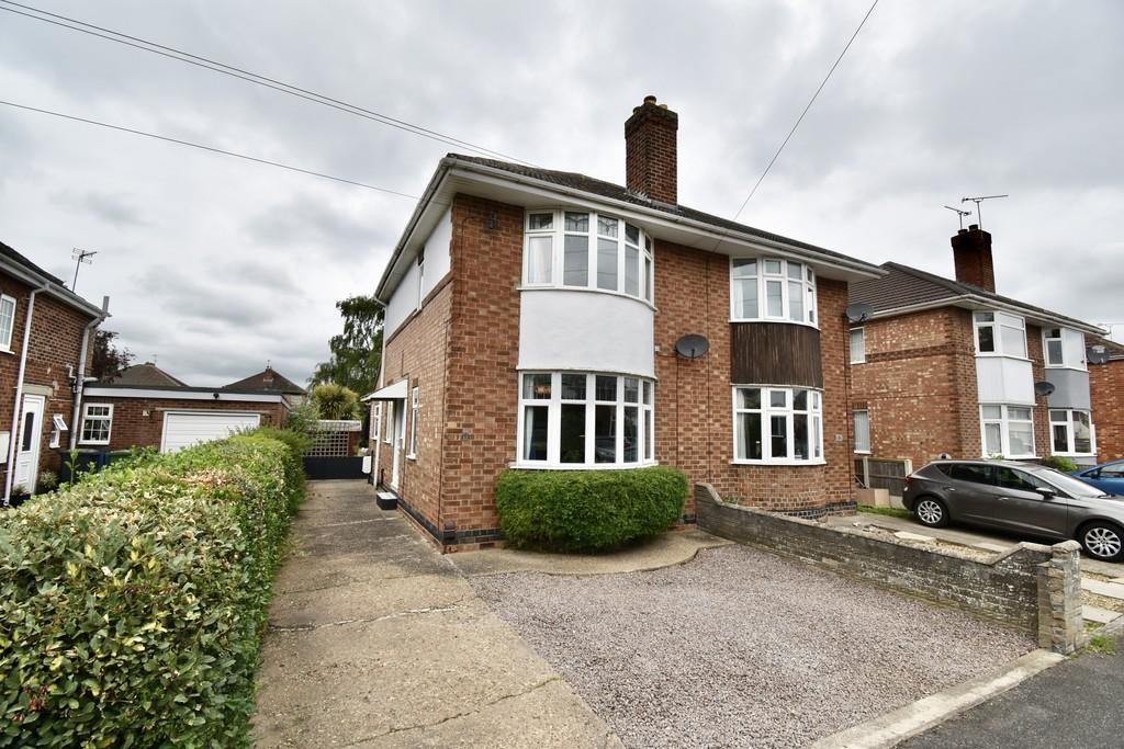 Harrington Avenue, Lincoln 2 bed semidetached house £185,000