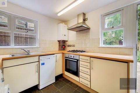 108 Goodrich Road, London, SE22 0ER