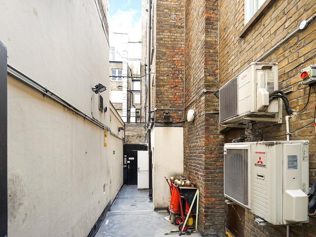 Rupert Court