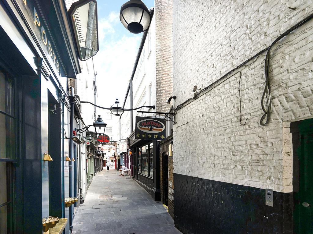 Rupert Court