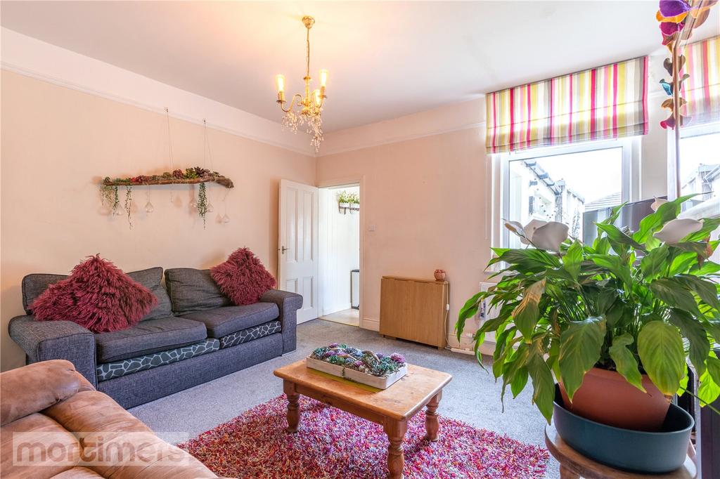 Fox Street, Clitheroe, BB7 2 bed terraced house £190,000