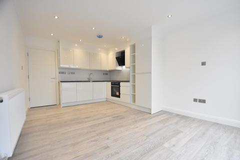 undefined, East Street, Epsom KT17