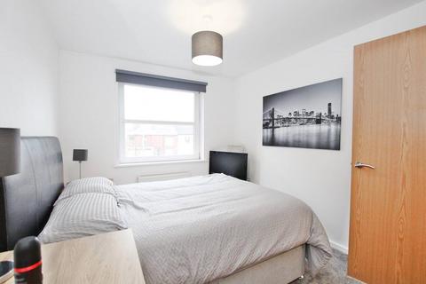 1 bedroom apartment to rent, Lower Hall Street, St. Helens, WA10